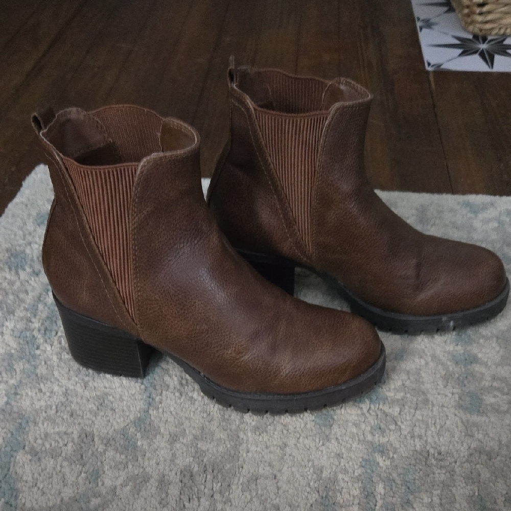 MIA Chestnut Ankle Booties